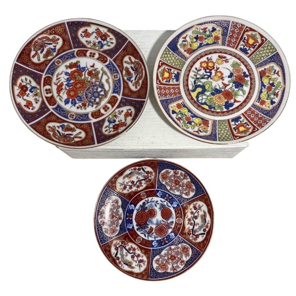 Imari Plates With Floral & Bird Designs 6.25" Set Of 3 Vintage Japanese